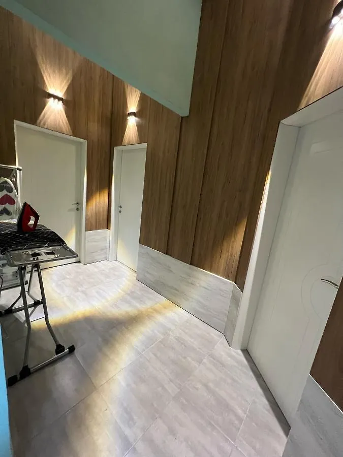 Colombia Apartments&Rooms Дуррес Апартаменты