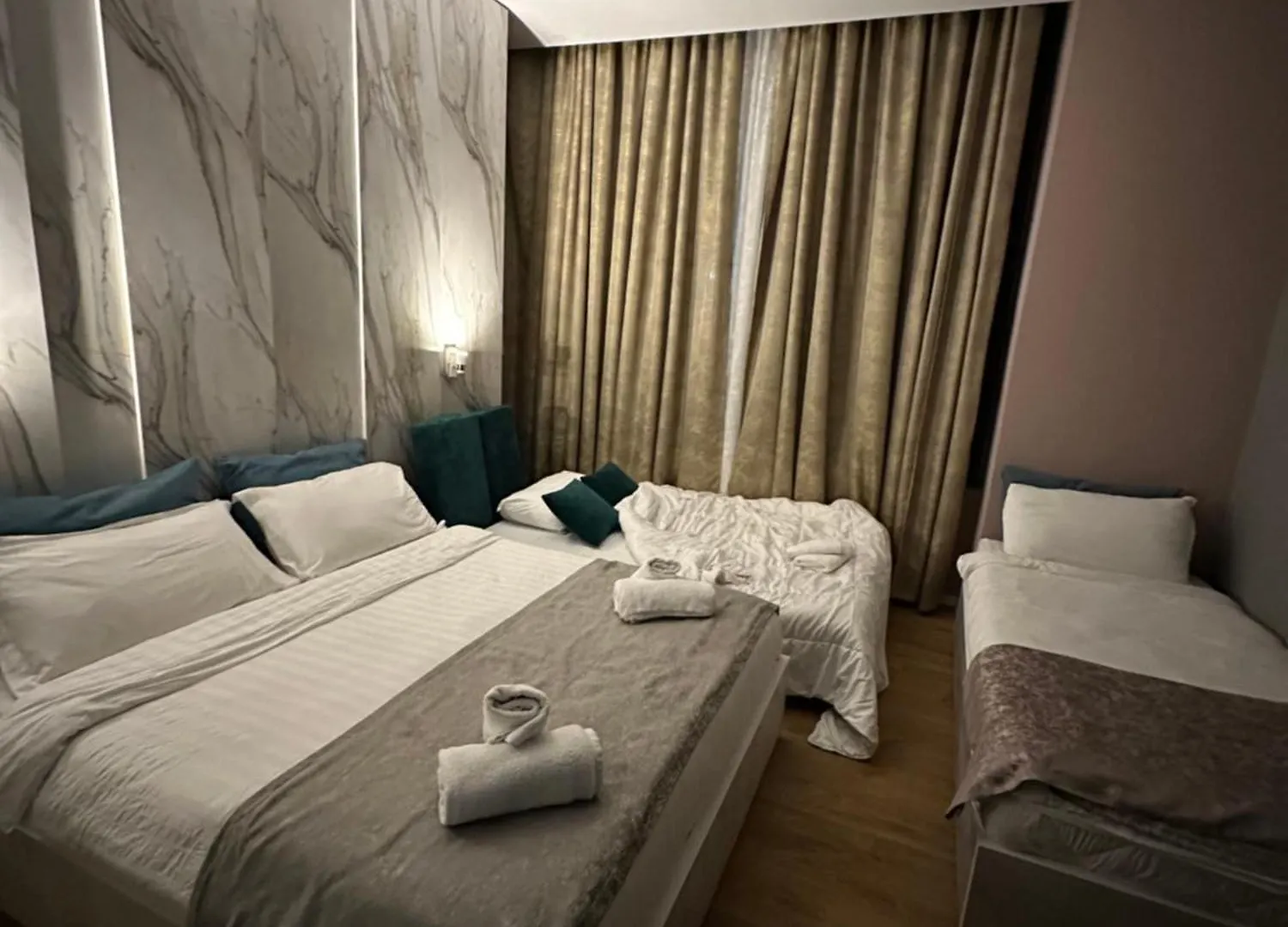 Apartment Colombia Apartments&Rooms Durres Albania
