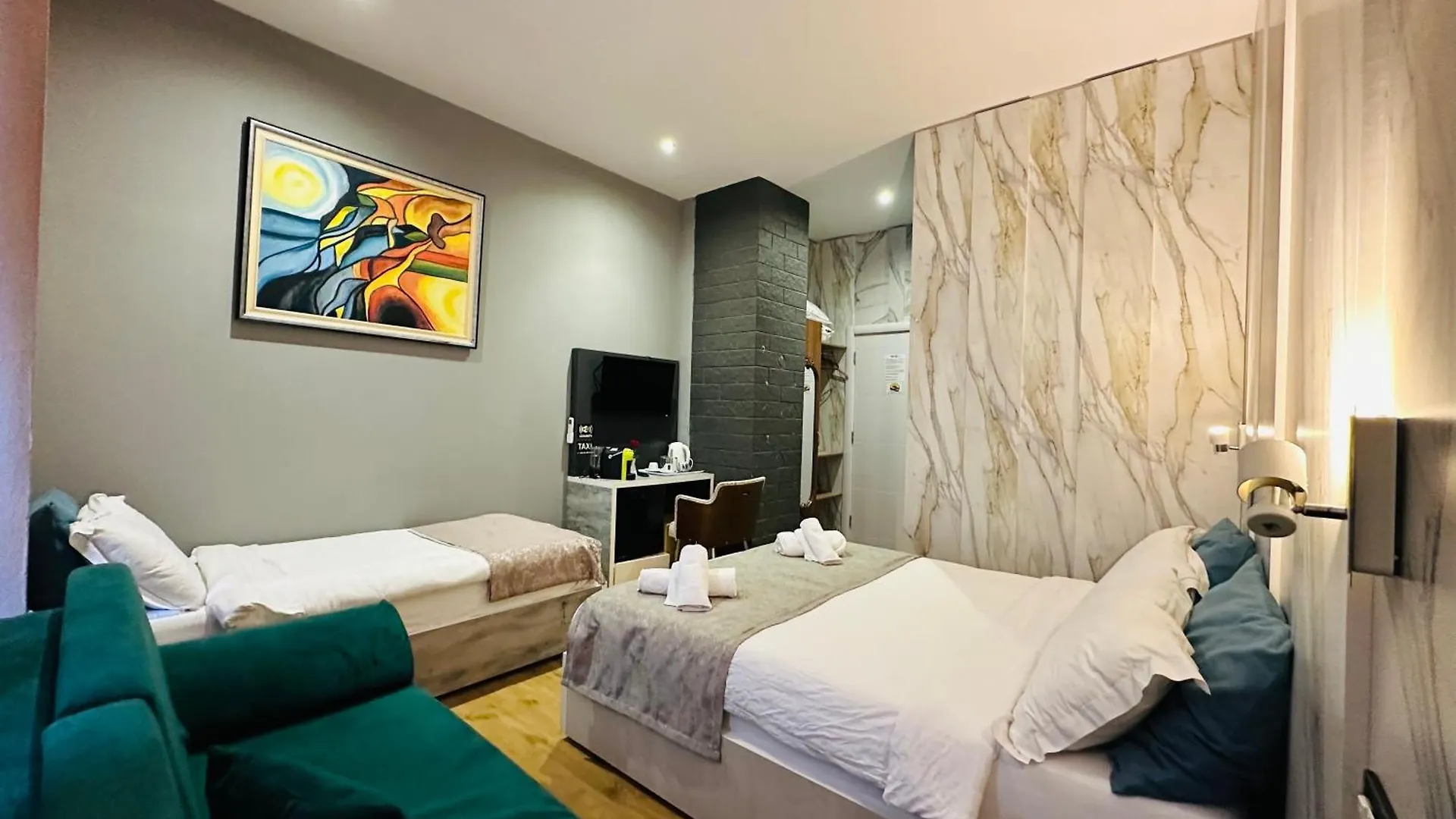 Colombia Apartments&Rooms Dıraç 0*,  Arnavutluk